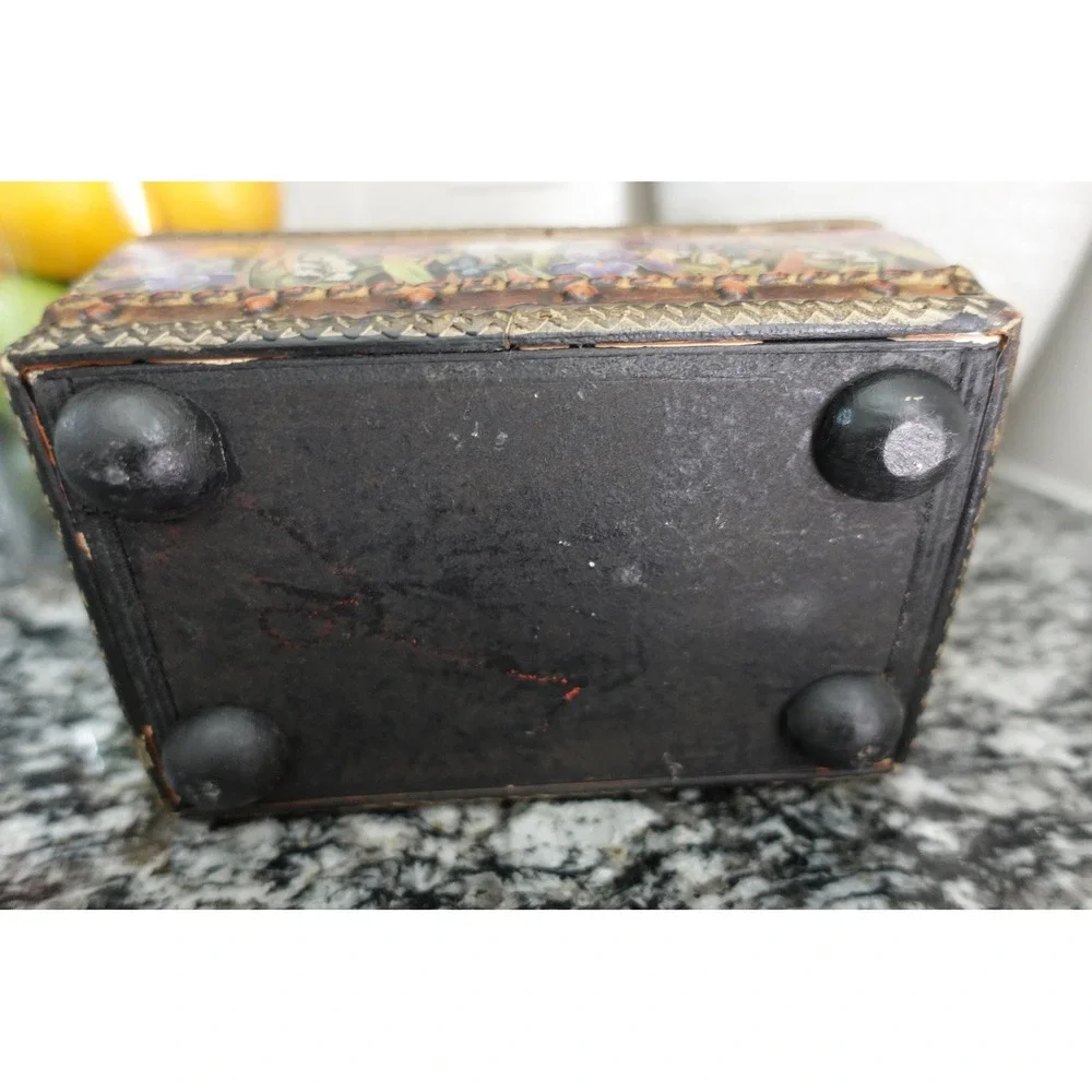 vintage woven‎ metal bird basket trinket storage with lid
